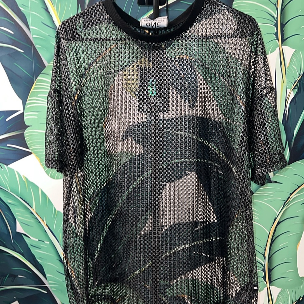 Metallic mesh tee